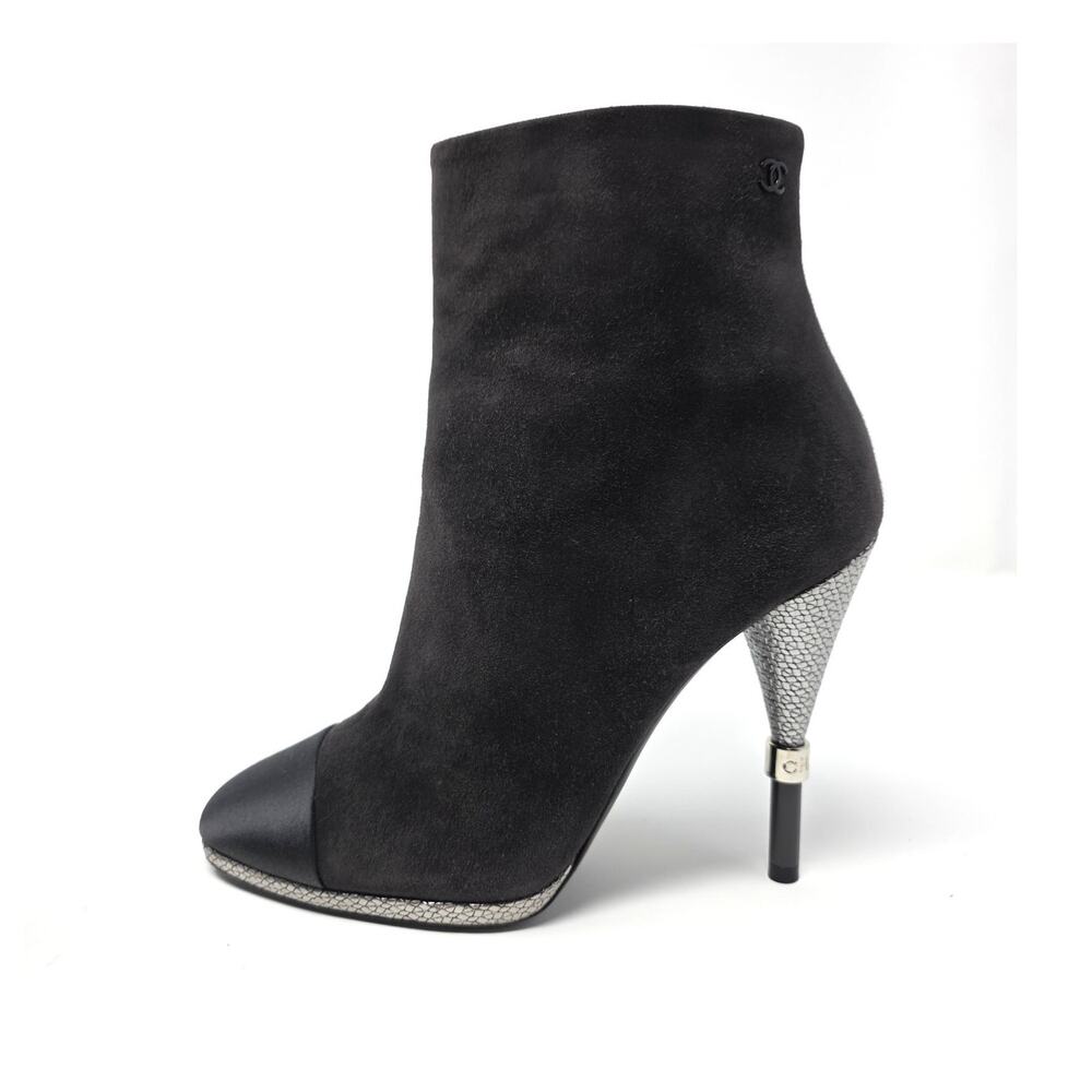 Chanel Suede Ankle Boots CC Logo Cap Toe Grey Black Silver Heels 37 6.5